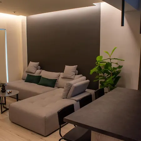 His&hers Luxury Apartment